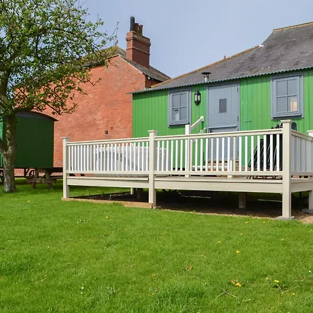 Semesterbostad Sians Shepherds Hut - Uk43561 Bowness-on-Solway