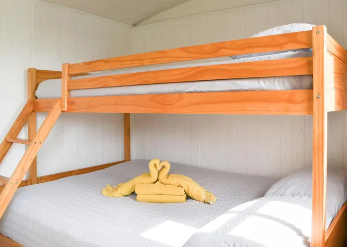 Sians Shepherds Hut - Uk43561 * Bowness-on-Solway