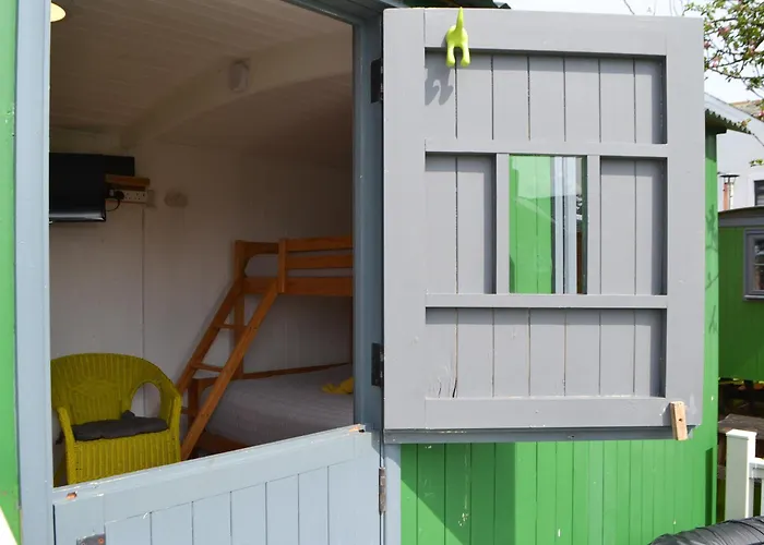 Holiday home Sians Shepherds Hut - Uk43561 *