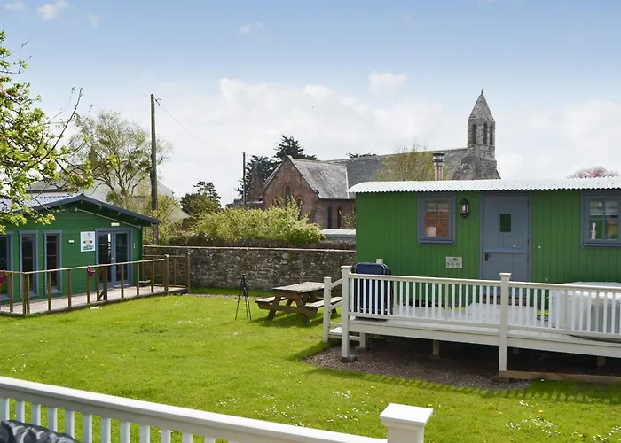 Holiday home Sians Shepherds Hut - Uk43561 Bowness-on-Solway